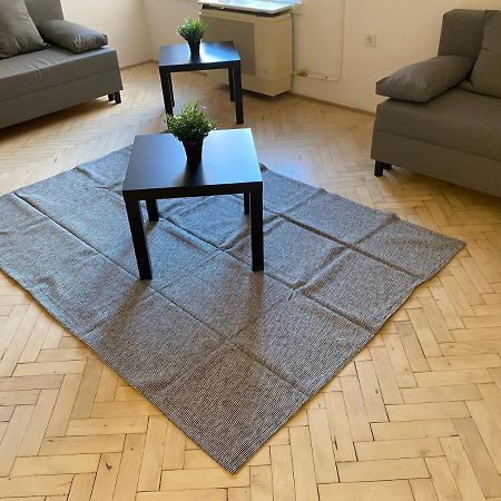 Kiraly78 Huge Apartment Budapest Bagian luar foto