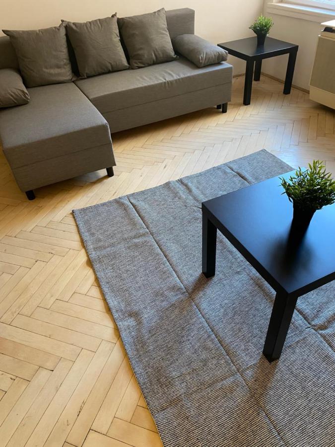 Kiraly78 Huge Apartment Budapest Bagian luar foto
