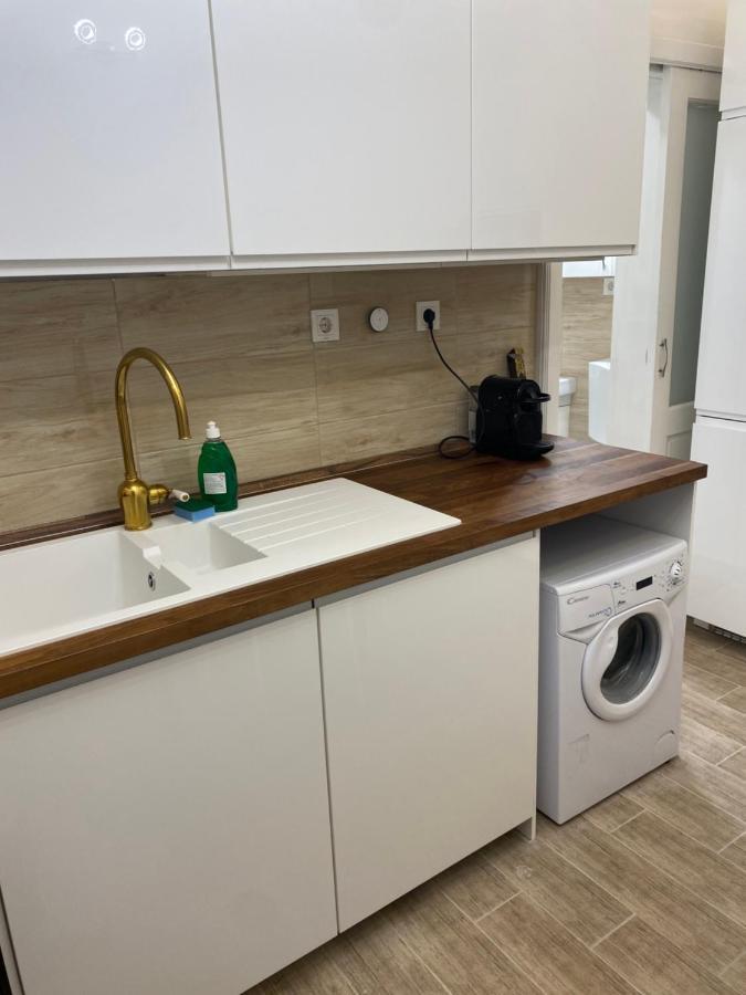 Kiraly78 Huge Apartment Budapest Bagian luar foto