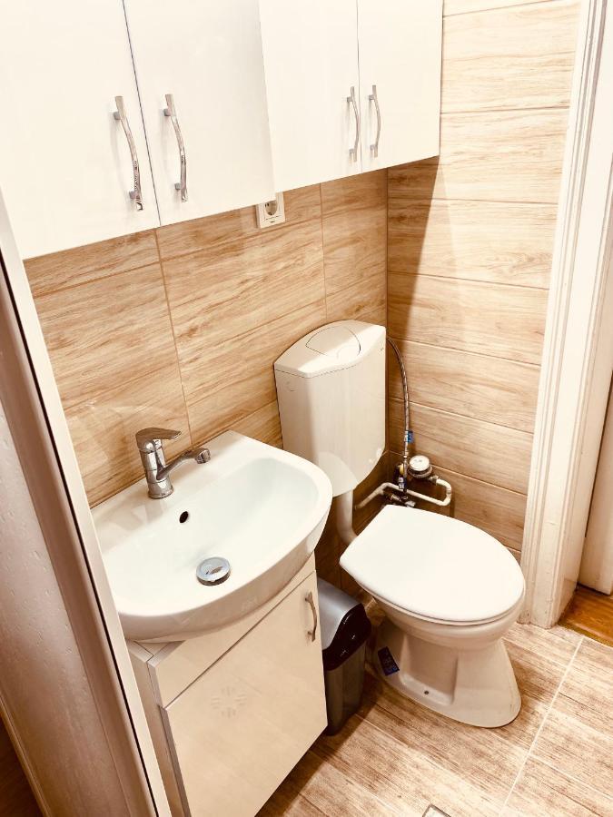 Kiraly78 Huge Apartment Budapest Bagian luar foto